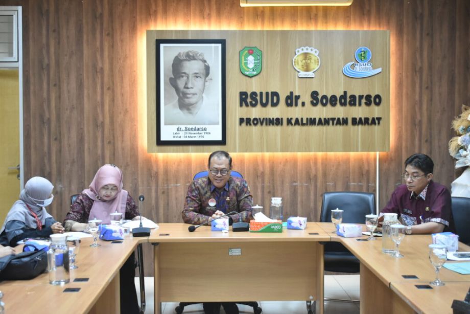 Kaji Banding RSUD dr. Agoesdjam pada Bidang Pelayanan Ambulans dan Pelayanan Pemulasaran Jenazah di RSUD dr. Soedarso. Kamis, 3 Oktober 2024.