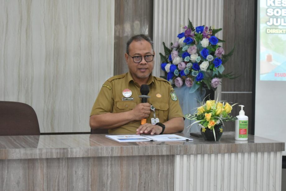Laporan Program Peningkatan Mutu dan Keselamatan Pasien RSUD dr. Soedarso Bulan Juli – September Tahun 2024 oleh Direktur Kepada Dewan Pengawas RSUD dr. Soedarso. Selasa, 19 November 2024.