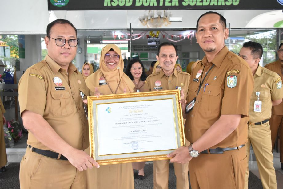 Apel Pagi Sekaligus Ucapan Selamat atas Perolehan Akreditasi A pada Pusat Pendidikan, Pelatihan, dan Penelitian RSUD dr. Soedarso. Senin, 23 September 2024.