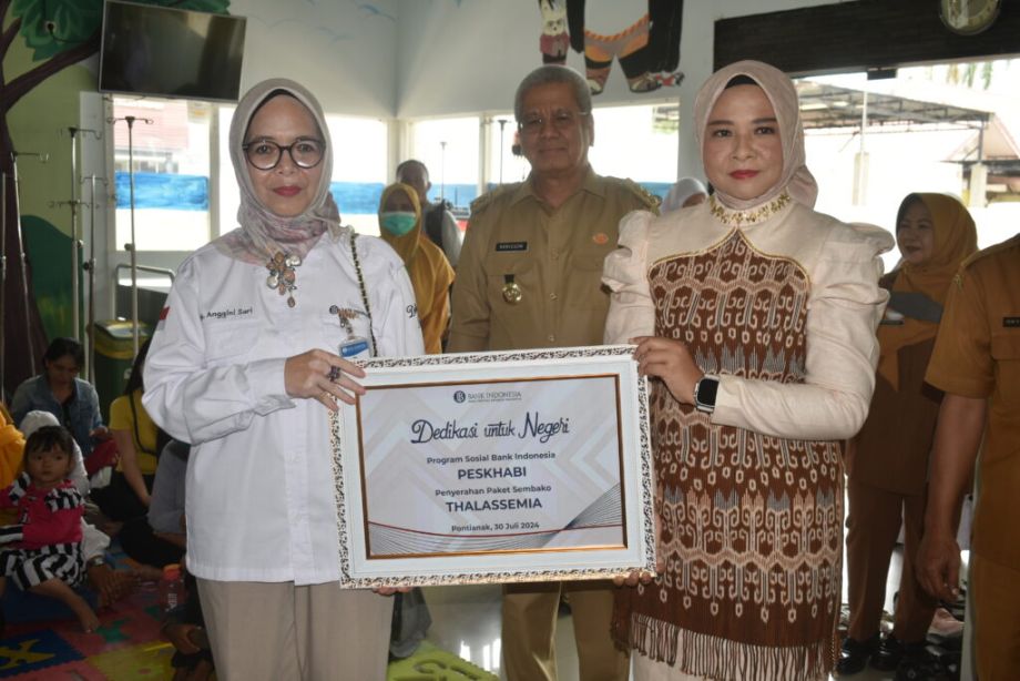 Kunjungan kepada Anak-Anak Penyandang Thalasemia dalam Rangka Pekan Sosial Khatulistiwa Bank Indonesia